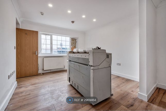 Horsenden Lane South, Perivale, Greenford photo 3