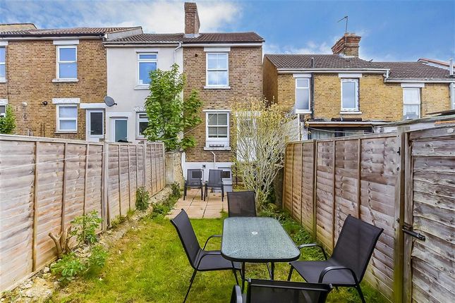 Thumbnail End terrace house for sale in Dover Street, Barming, Maidstone, Kent