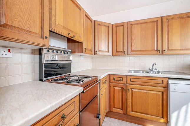 30 Davenport Park, Station Road, Heathfield photo 4