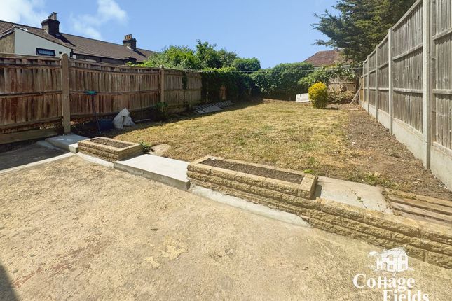 1a Eastern Avenue, Waltham Cross photo 4