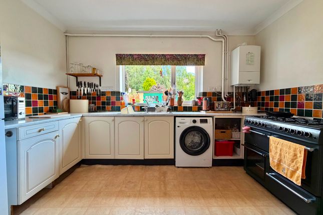 72 St. Whites Road, Cinderford photo 4