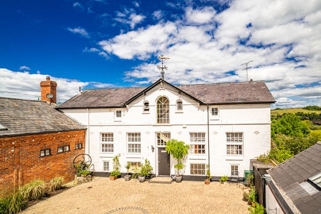 Thumbnail Property for sale in The Old Stables, Lower Basildon