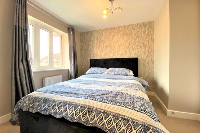 49, Vauxhall Way, Bedfordshire photo 4
