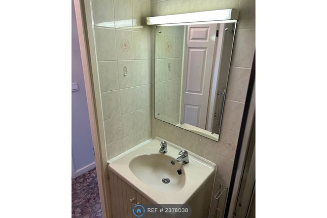 Built In Vanity Unit With Light