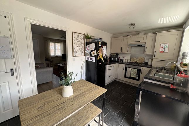 42, Arkless Grove, Consett photo 4