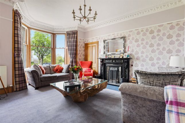 21, Kincarrathie Crescent, Perth and Kinross photo 2
