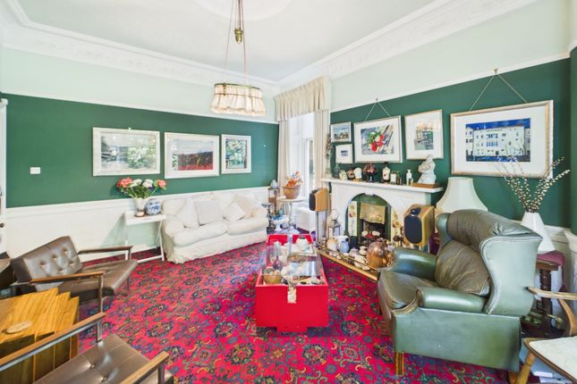 3 Belleisle Avenue, Uddingston photo 4