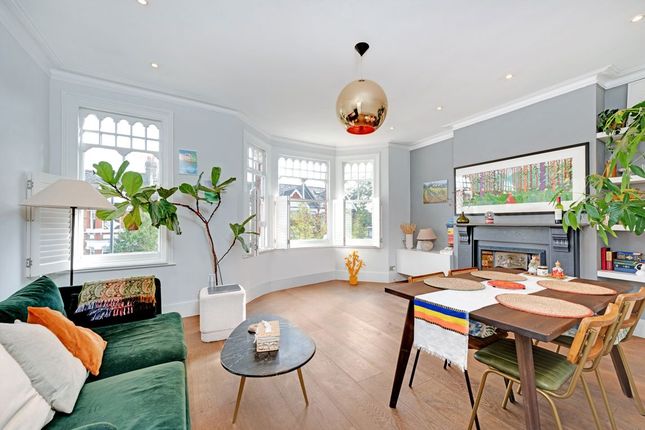 90B, Kempe Road, London photo 2