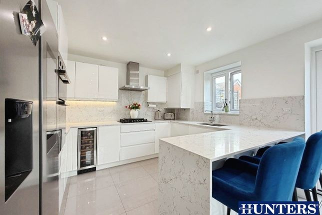 7, Oaken Wood Drive, Maidstone photo 2