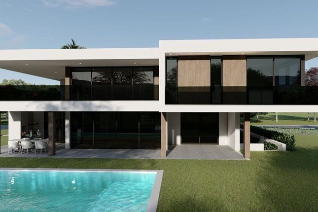 Detached house for sale in R. Dos Miosótis 10, 2820-567, Portugal