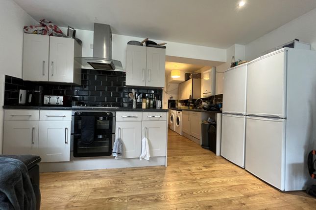92, Maindy Road, Cardiff photo 2