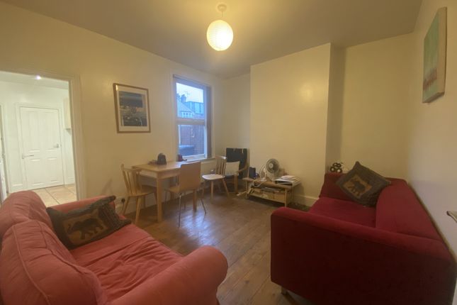 Room 6 9,, Marshall Road, Cambridge photo 5