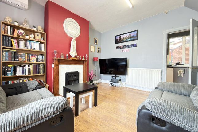5, Berridge Lane, Leicester photo 2