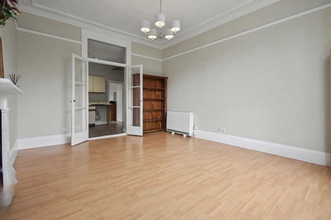 2 . 69, Woodlands Road, Isleworth photo 3