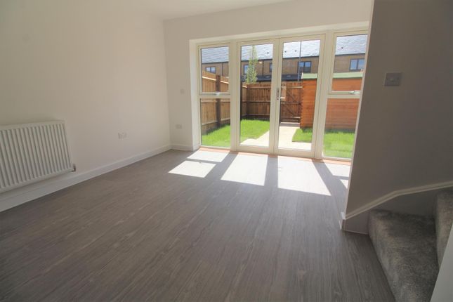 4, Currant Road, Harlow photo 5