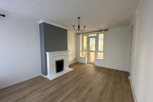 Newly Refurbished 2-Bedroom Ground Floor Flat