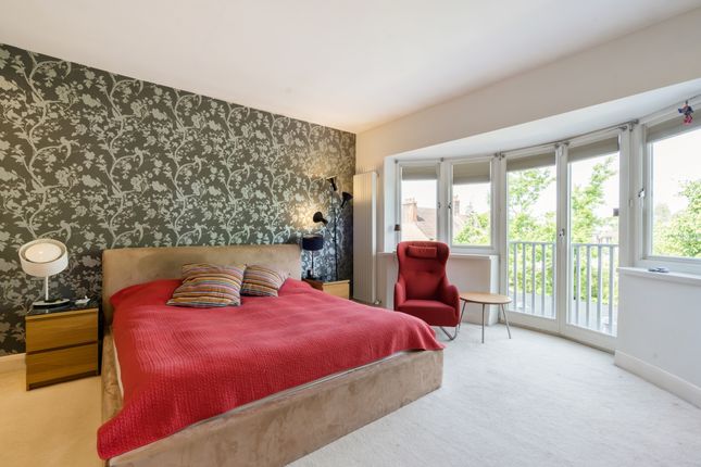 15, Vallance Road, London photo 4