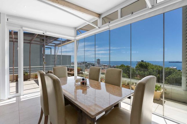 Apartment for sale in Sea Point, Cape Town, South Africa