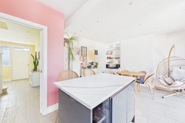 88, Peak Hill, London photo 4