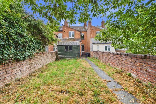 72 Oxford Road, Gloucester photo 4
