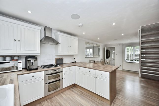 27, Redbank, West Malling photo 2