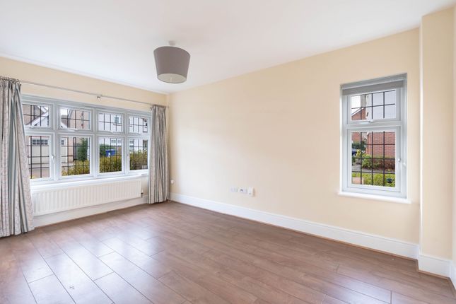 23 St. Edmunds Way, Cambridge photo 2