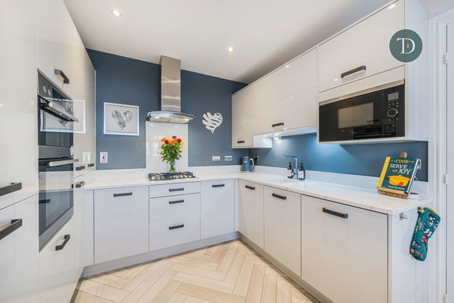 4, Gilder Way, Little Sutton photo 3