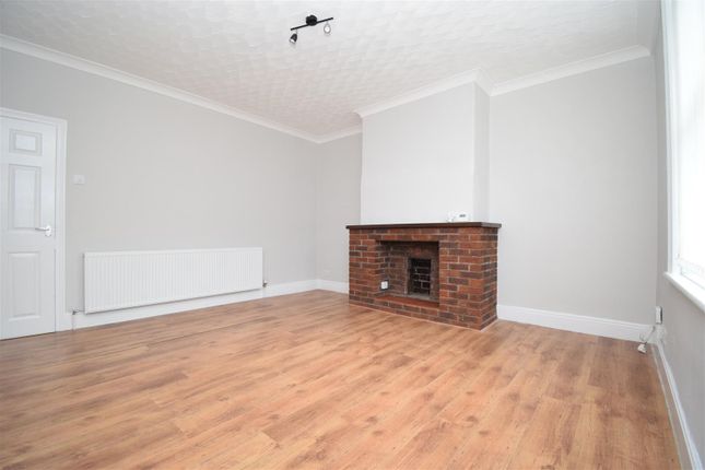 16, Hilda Street, Ossett photo 2