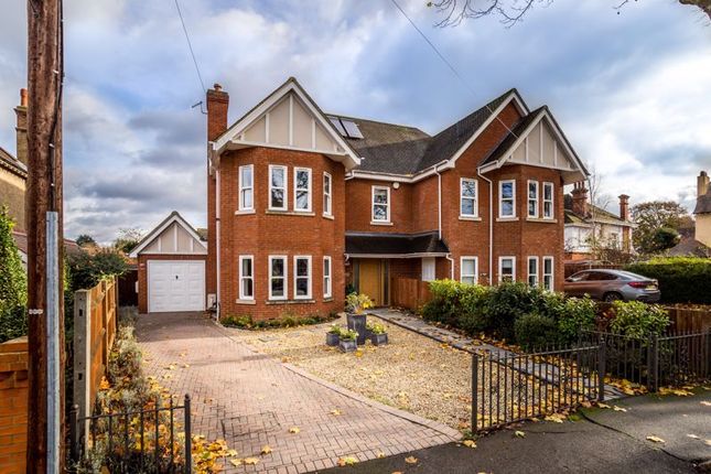 Thumbnail Semi-detached house for sale in Cornwall Road, Sutton