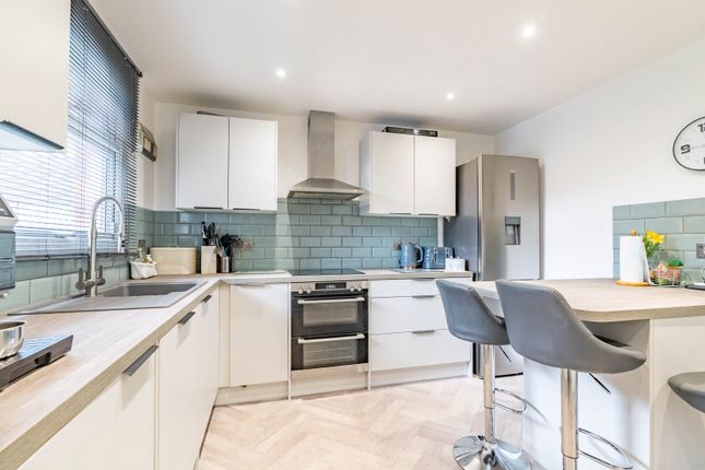 Thumbnail Terraced house for sale in Roman Way, Markyate, St. Albans, Hertfordshire
