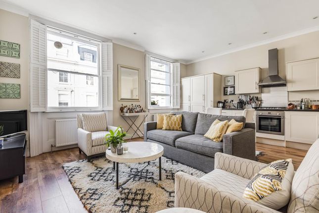 Flat to rent in Clanricarde Gardens, Notting Hill