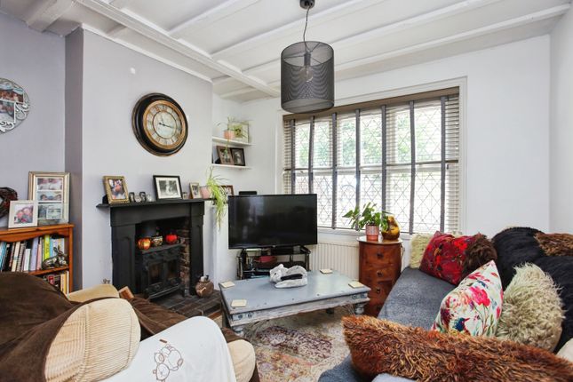 2, Fir Tree Villas, Hawkhurst photo 4