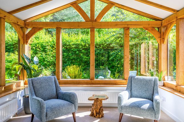 Woodside, Tylney Lane, Hook photo 4