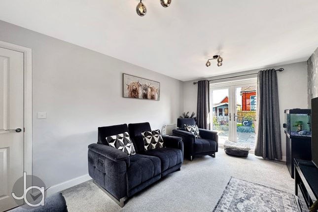 5, Primrose Avenue, Harwich photo 4