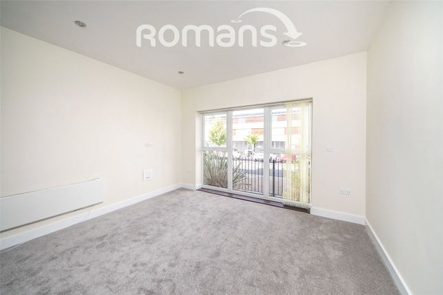 Flat 14,, Heron House, Reading photo 3