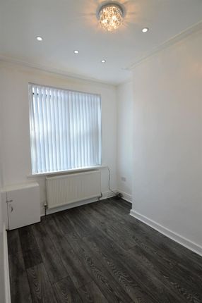Thumbnail Terraced house to rent in Mynors Street, Northwood, Stoke-On-Trent