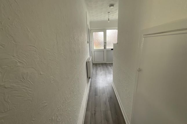 37, Pen Y Fon Street, Llanelli photo 4