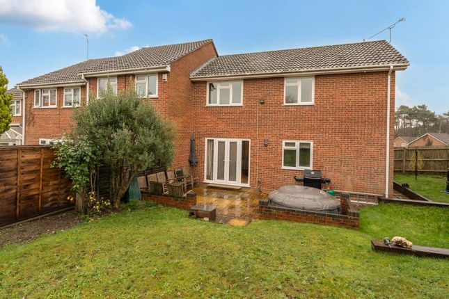 104 ALBERT ROAD, Bagshot, Bagshot photo 4