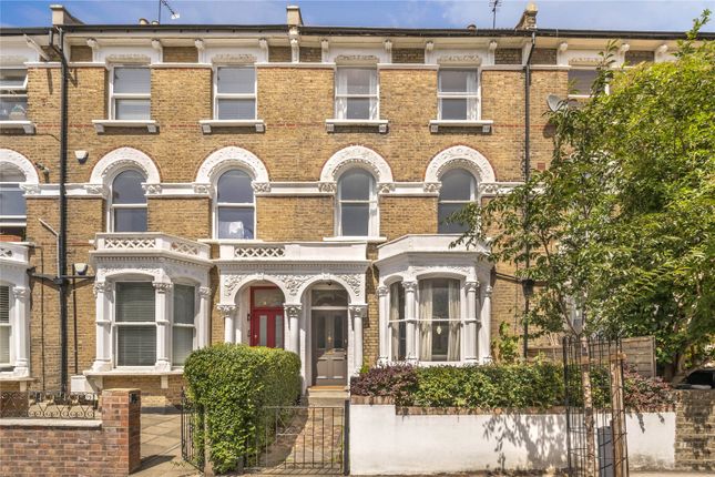 Thumbnail Terraced house for sale in Digby Crescent, Finsbury Park, London