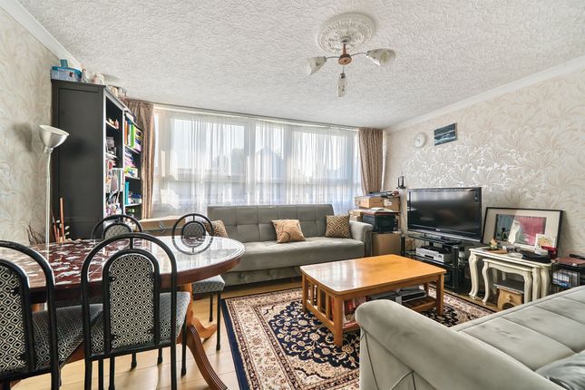 2-bed maisonette on 76, Parsonage Lane, Enfield, £340,000