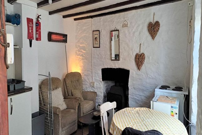 Thumbnail Cottage to rent in 2 Fisherman Cottages, Station Terrace, Llanybydder