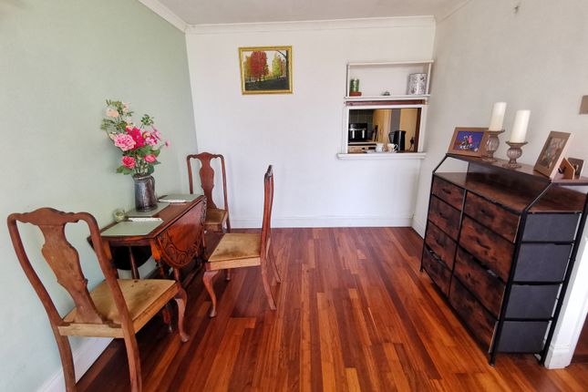 1 Woodrolfe Park, Tollesbury, Maldon photo 4