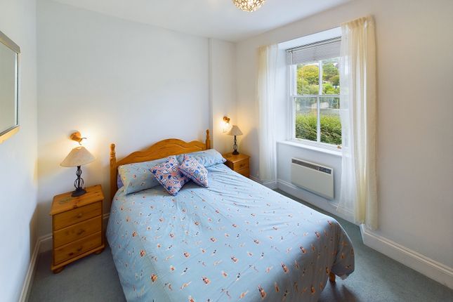 Flat 5, Zodiac House, Porthcurno, Penzance photo 4