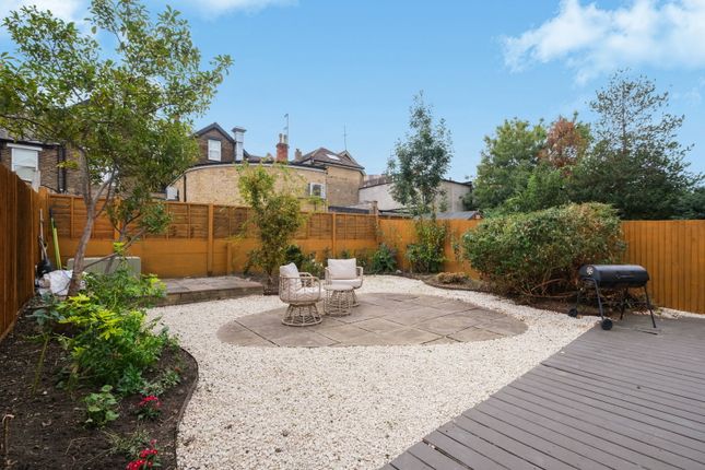 9a, Dean Road, London photo 2