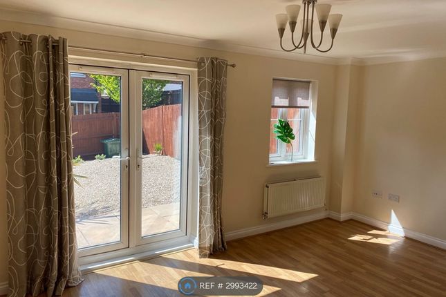 Vaughan Close, Dartford photo 3