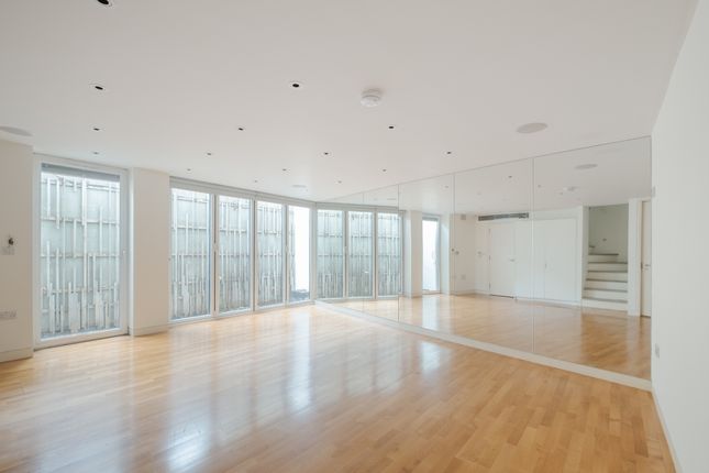 131-133, Cloudesley Road, London photo 4