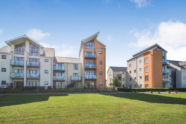 Thumbnail Flat for sale in Kingfisher Road, Portishead, Bristol