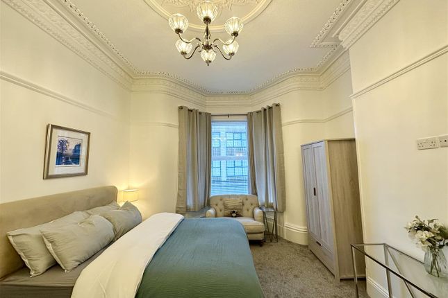 ROOM 1, 54, Bank Parade, Burnley photo 5