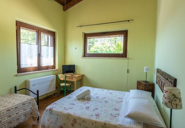 Detached house for sale in Teramo, Morro d Oro, Abruzzo, Te64020