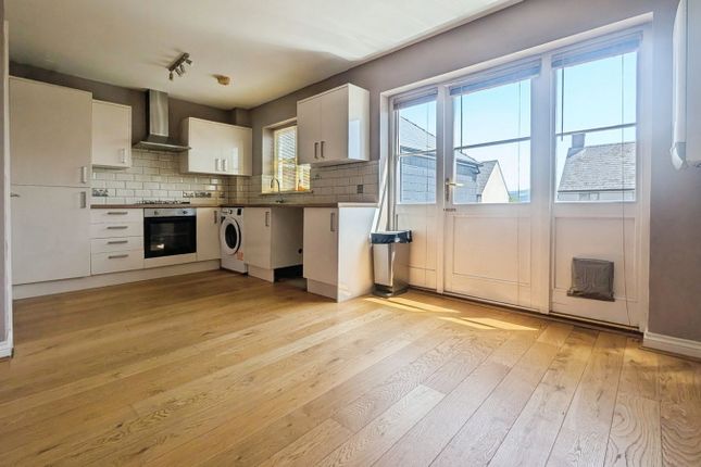 14, Pitchford Lane, Neath photo 2